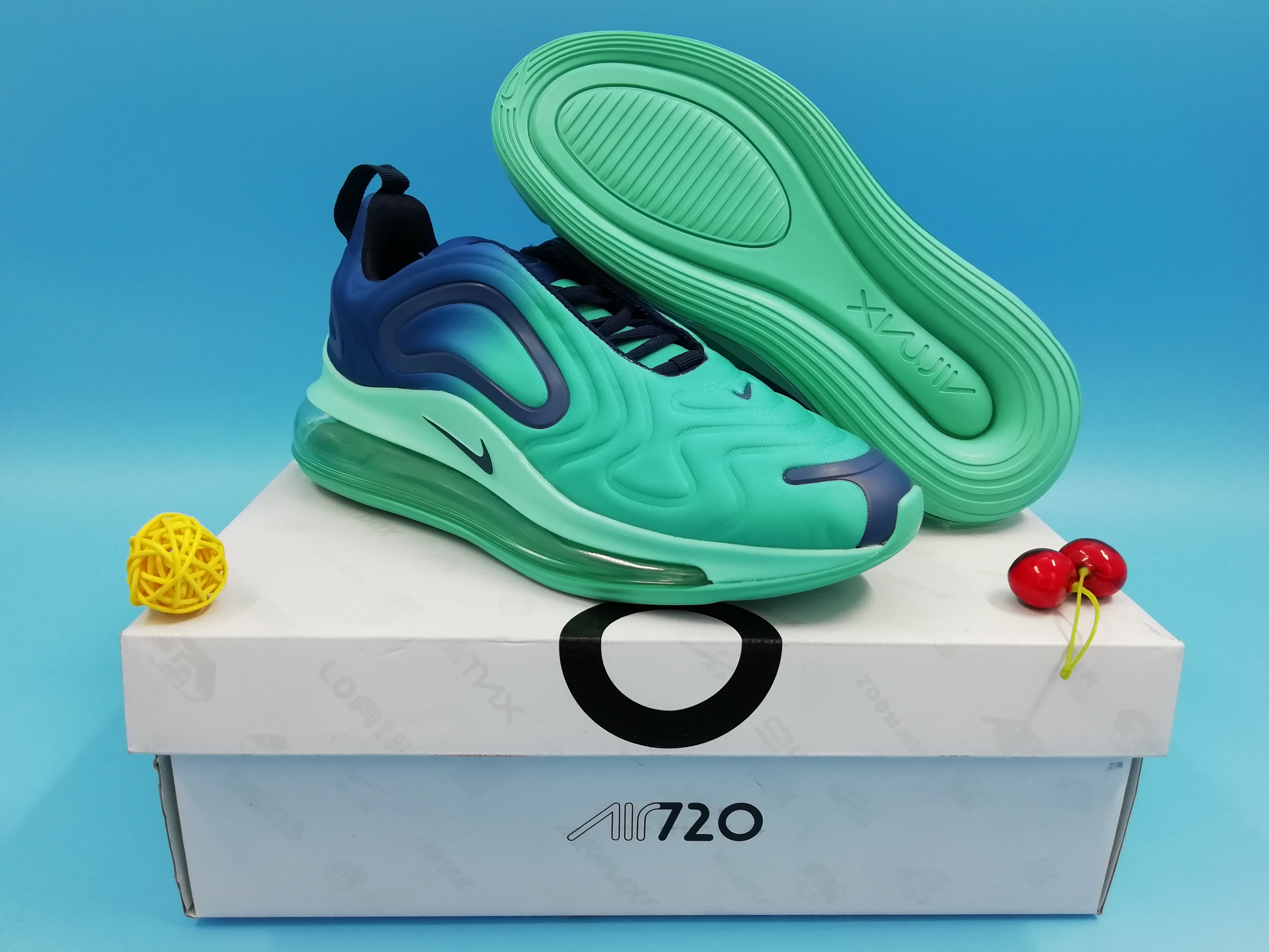 Nike Air Max 720 Differentiation Green Blue Shoes